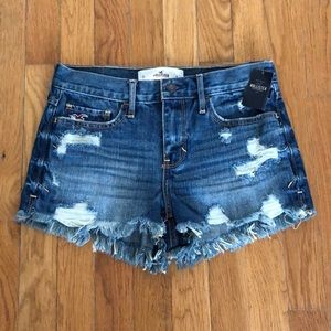 Hollister high rise distressed shorts NEW